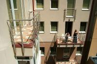 Six Inn Hotel în centrul Budapestei, cazare ieftină cu balcon în Budapesta Six Inn Hotel în centrul Budapestei, cazare ieftină cu balcon în Budapesta