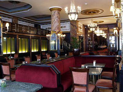 Restaurant minunat în hotelul de 4 stele Astoria  - Danubius Hotel Astoria City Center în centru în Budapesta - Hotel Astoria City Center**** Budapest - oferte speciale în hotelul Astoria