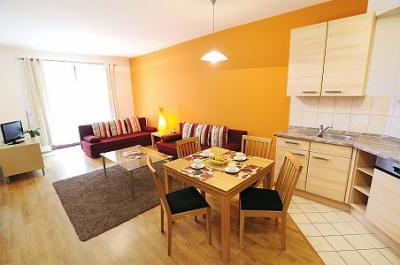 Apartmane ieftine, aproape de Curtea Godzsu -Apartmane Comfort cu bucătării şi camere cu panoramă - Comfort Apartamente Budapesta - apartamente ieftine în inima Budapestei